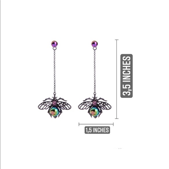 Spooky black bee earrings - Picture 6 of 6